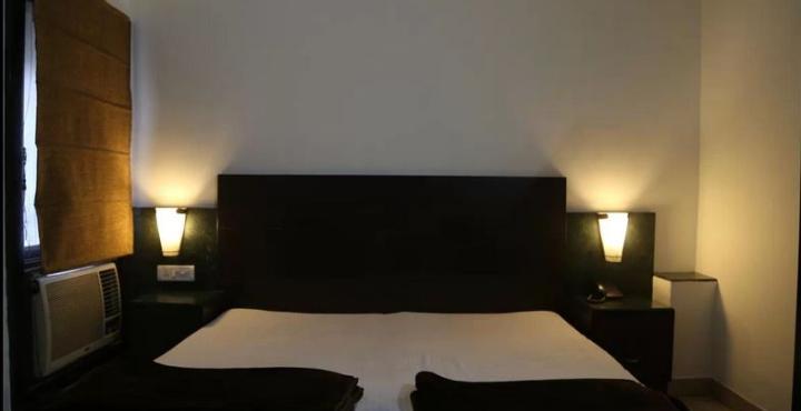 Oyo 13541 Otani Hotel Delhi  Eksteriør bilde