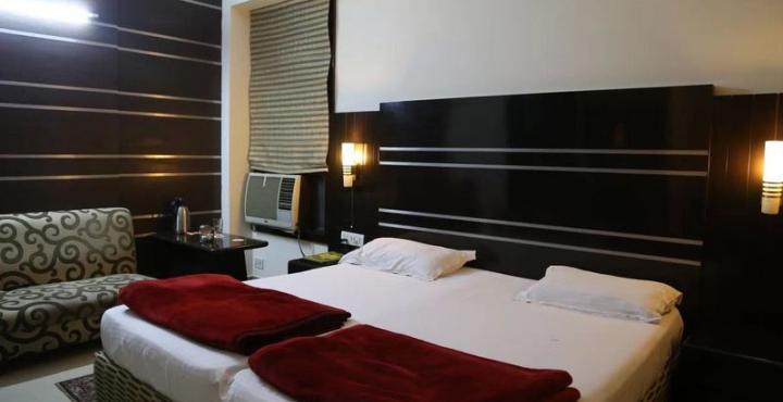Oyo 13541 Otani Hotel Delhi  Eksteriør bilde