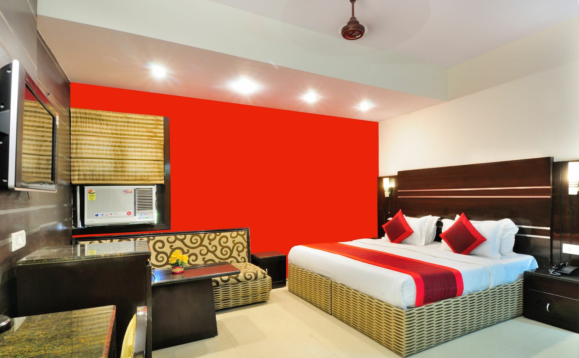 Oyo 13541 Otani Hotel Delhi  Eksteriør bilde