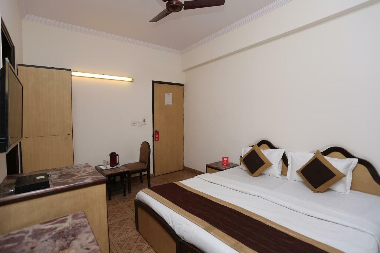 Oyo 13541 Otani Hotel Delhi  Eksteriør bilde