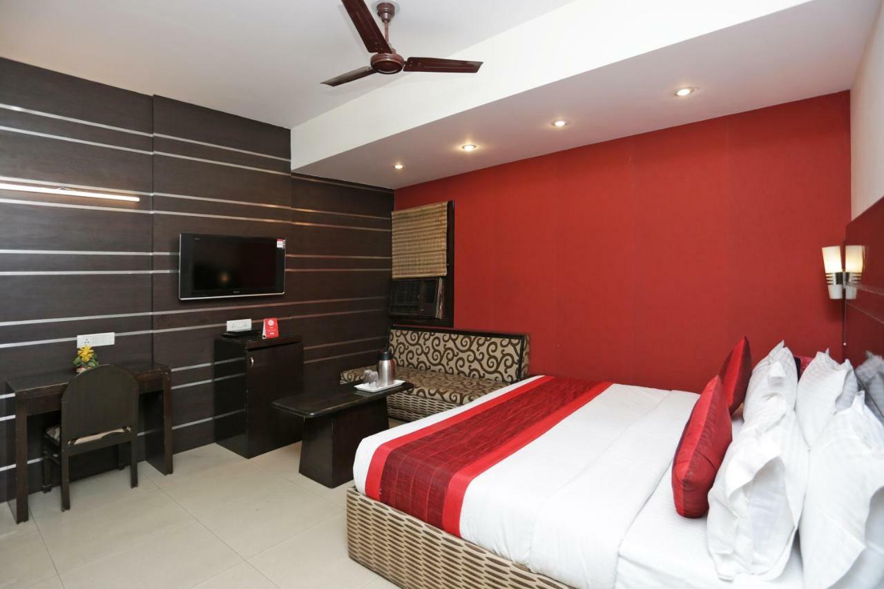 Oyo 13541 Otani Hotel Delhi  Eksteriør bilde