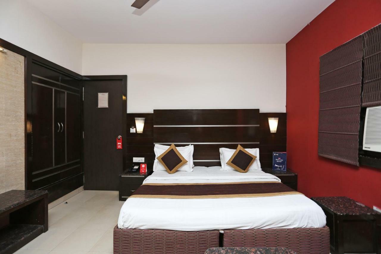 Oyo 13541 Otani Hotel Delhi  Eksteriør bilde