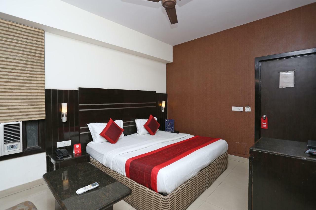Oyo 13541 Otani Hotel Delhi  Eksteriør bilde